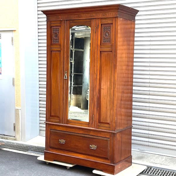 アンティーク　ミラー付きキャビネット　タンス　ワードローブ　大型　本棚