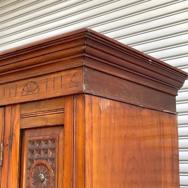 アンティーク　ミラー付きキャビネット　タンス　ワードローブ　大型　本棚