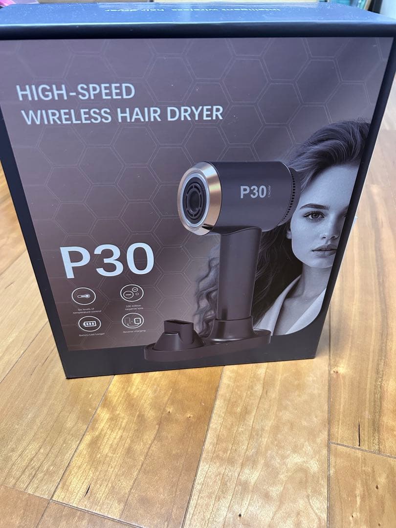 ヘアドライヤー ワイヤレス　ピンク