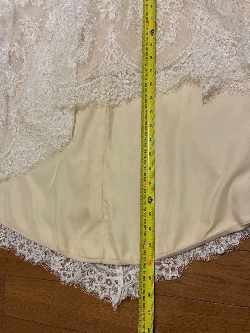 低身長向け ウェディングドレス　SOLALA レースエンパイアドレス