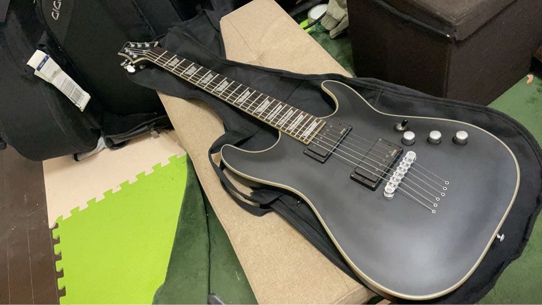 Schecter C1 Platinumエレキギター