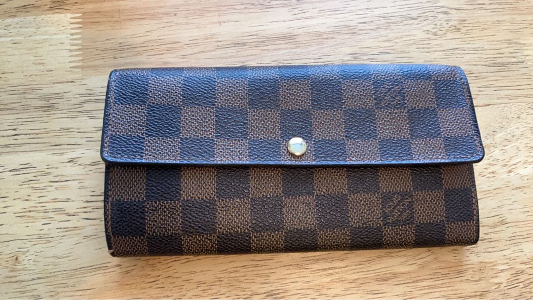 Louis Vuitton ダミエパターン レザー