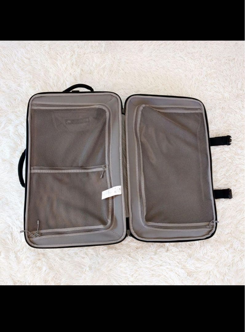 美品レアサイズ NIKEナイキ キャリーケース 2輪 軽量 ブラック