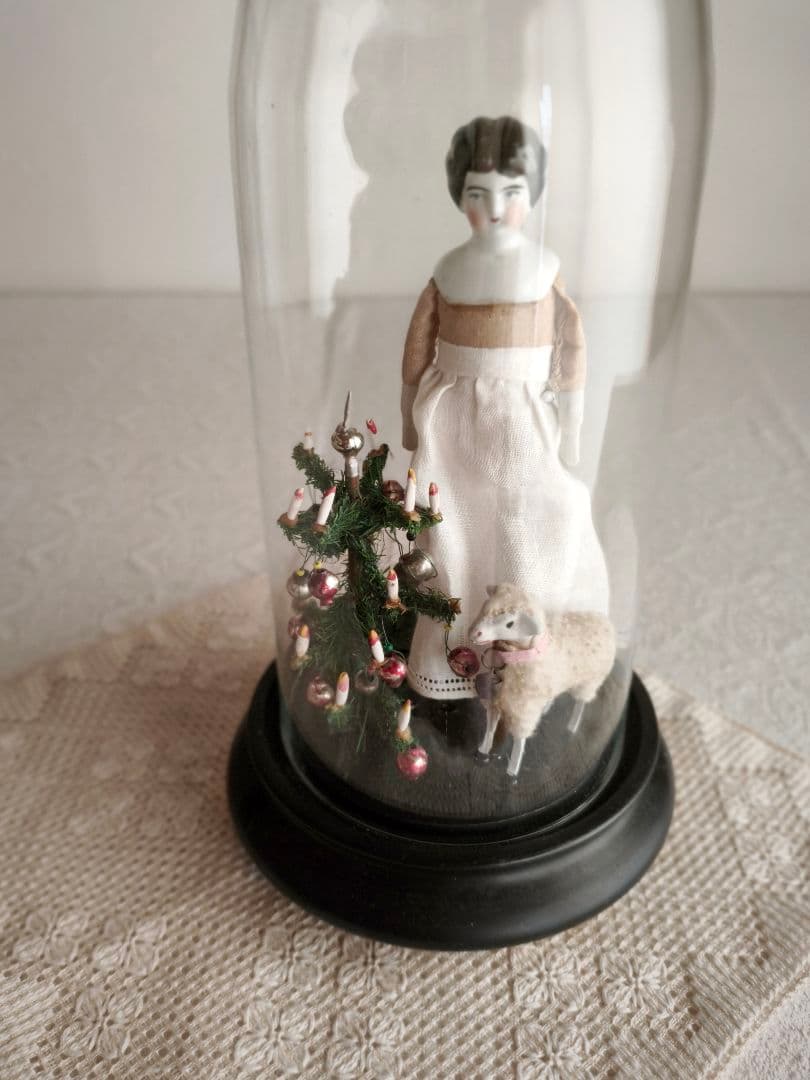 * vintage ✵ ガラスドーム オールドツリーと羊さん