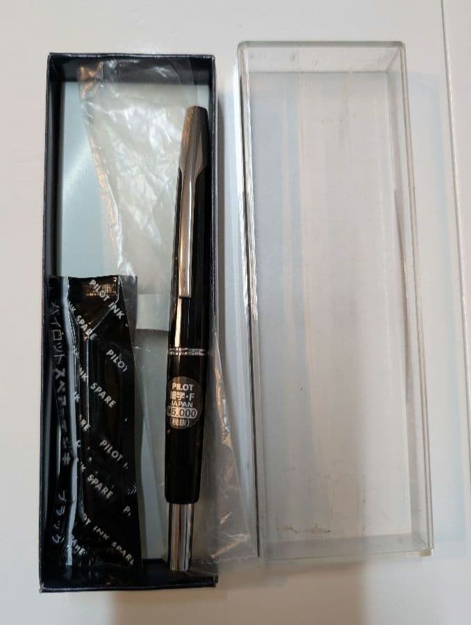 PILOTキャップレス万年筆 FCN–500R 18面 F 細字