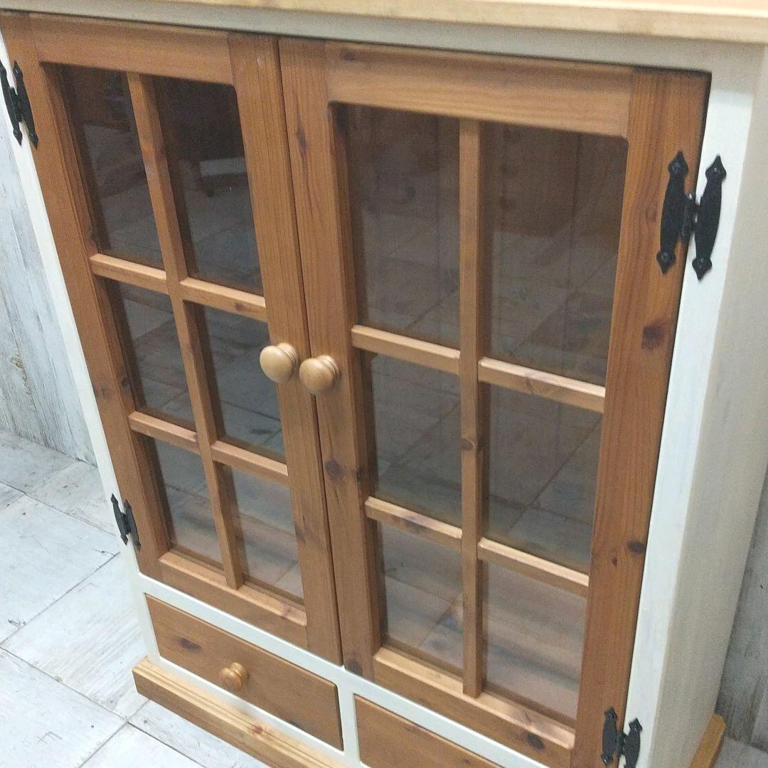 カントリーキャビネットB