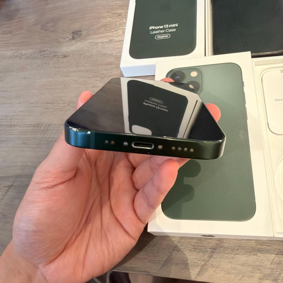 iPhone13mini グリーン　256GB SIMフリー