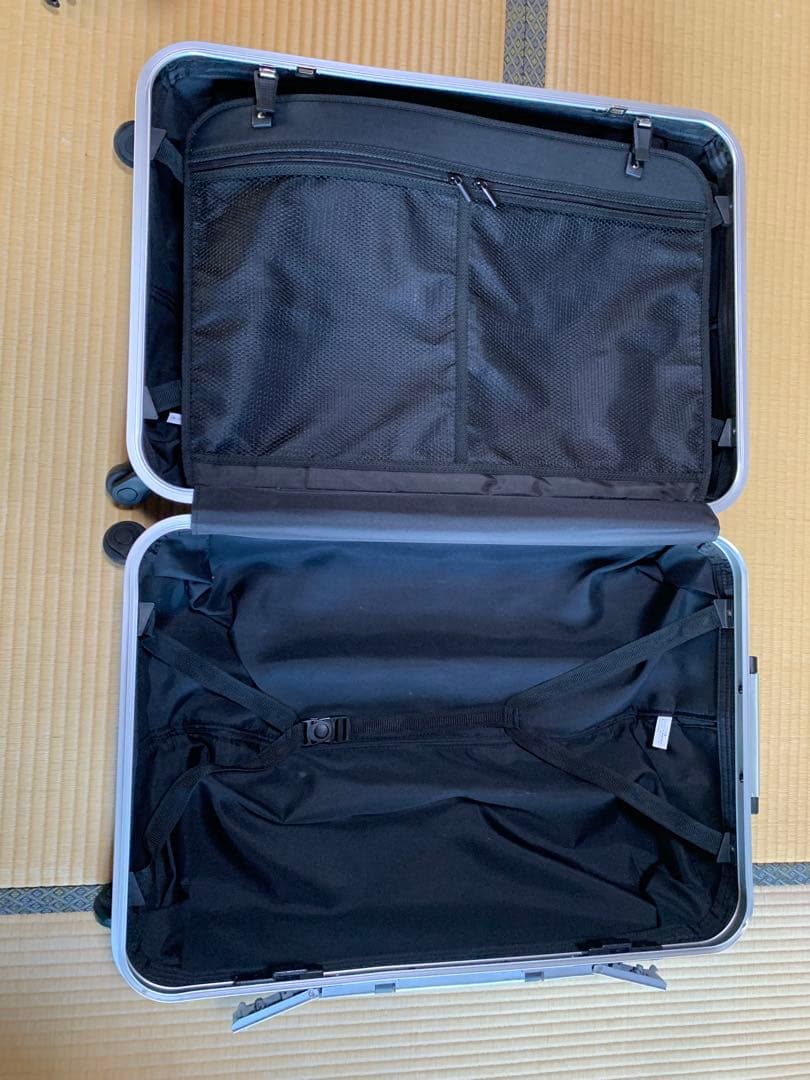 【早い者勝ち】大型ハードシェルキャリーケース 青