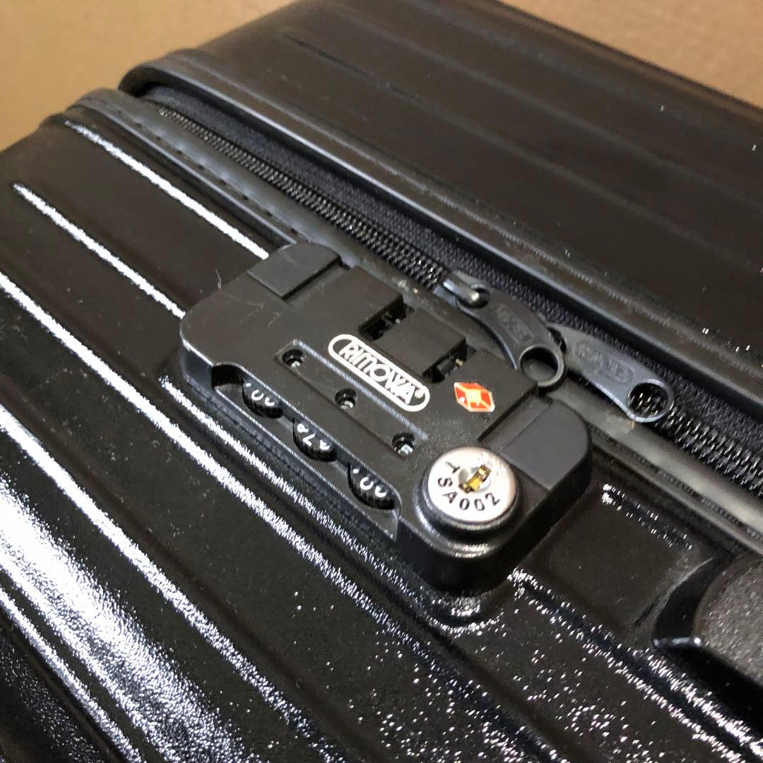 RIMOWA リモワ スーツケース ブラック 2輪 ポリカーボネート製