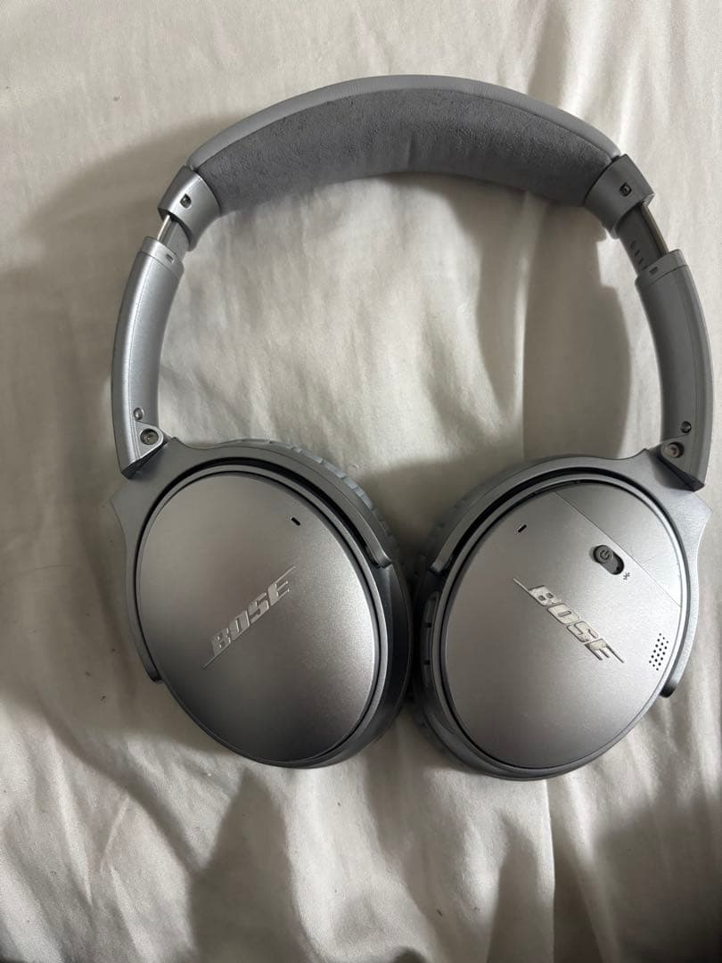 ま*も様 BOSE QuietComfort Headphones 35 シルバ