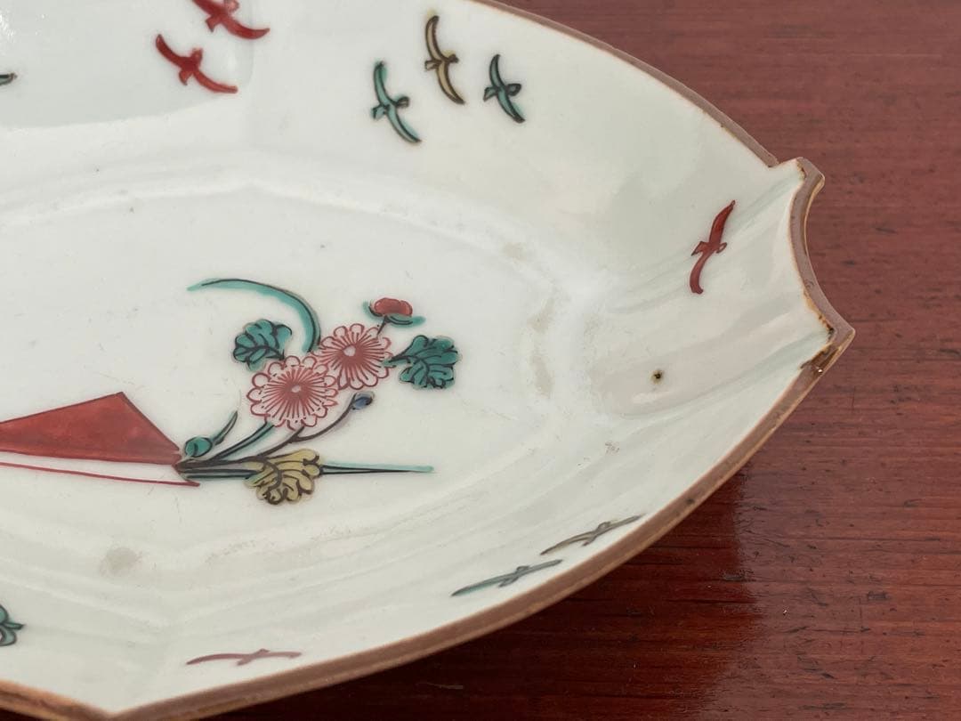 骨董　アンティーク　色絵古九谷　菊図　変形皿　小皿　重陽節句　古九谷　初期伊万里