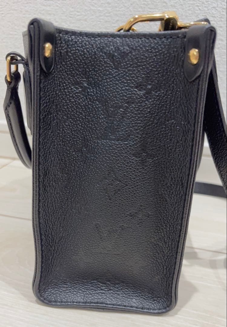 ⚠️本日限定セール⚠️ ルイヴィトン　モノグラム　オンザゴー　PM M45653