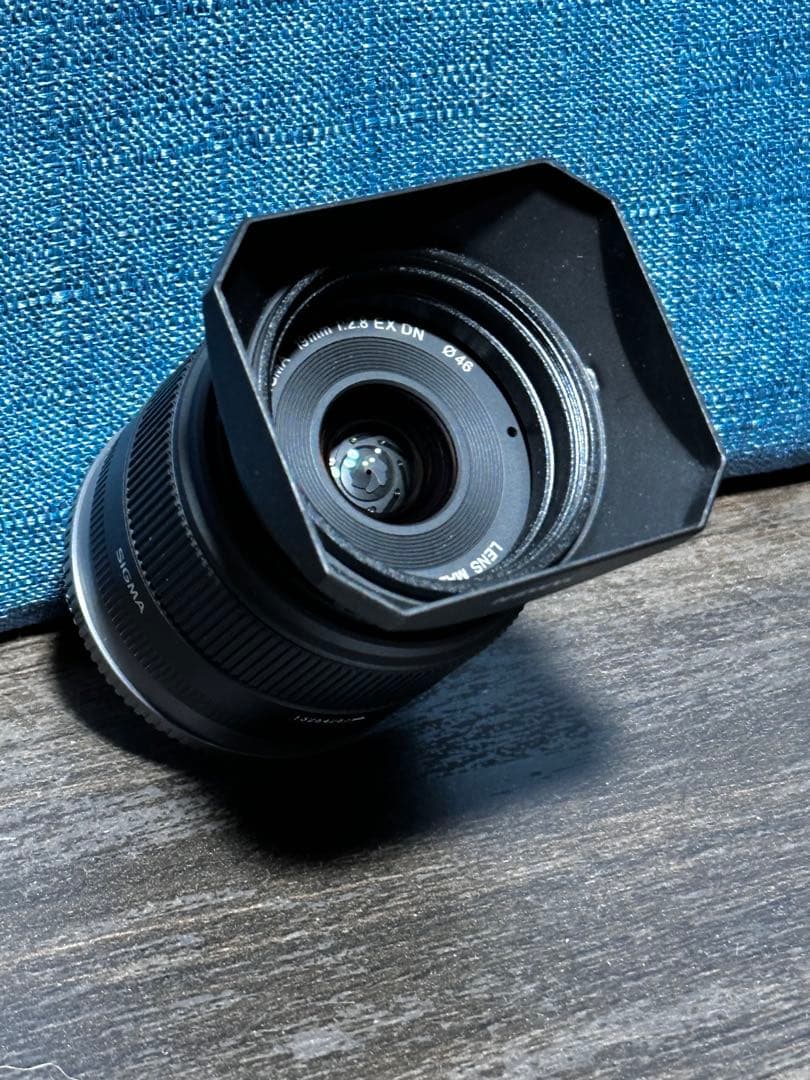 SIGMA 19mm F2.8 EX DN 角型フード付き　美品　Eマウント