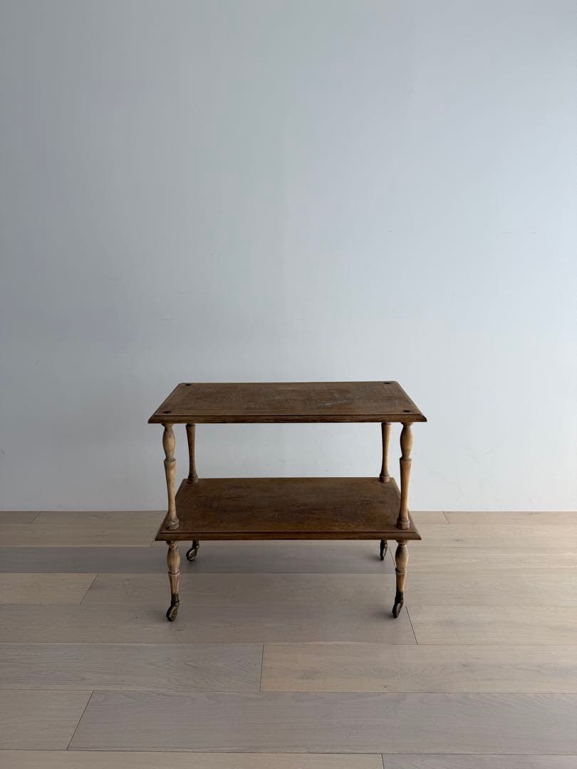 木製アンティーク2段式 キャスター付きワゴン　フランスアンティーク