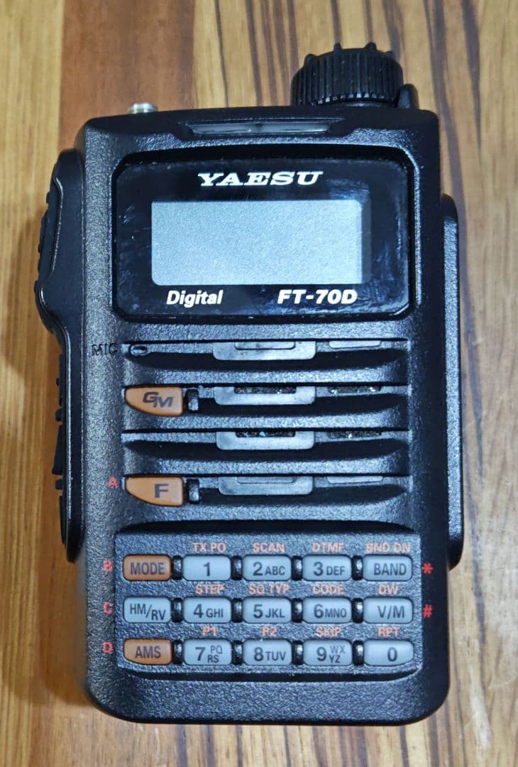YAESU FT-70D SSM-17A 欠品有り　ジャンク品