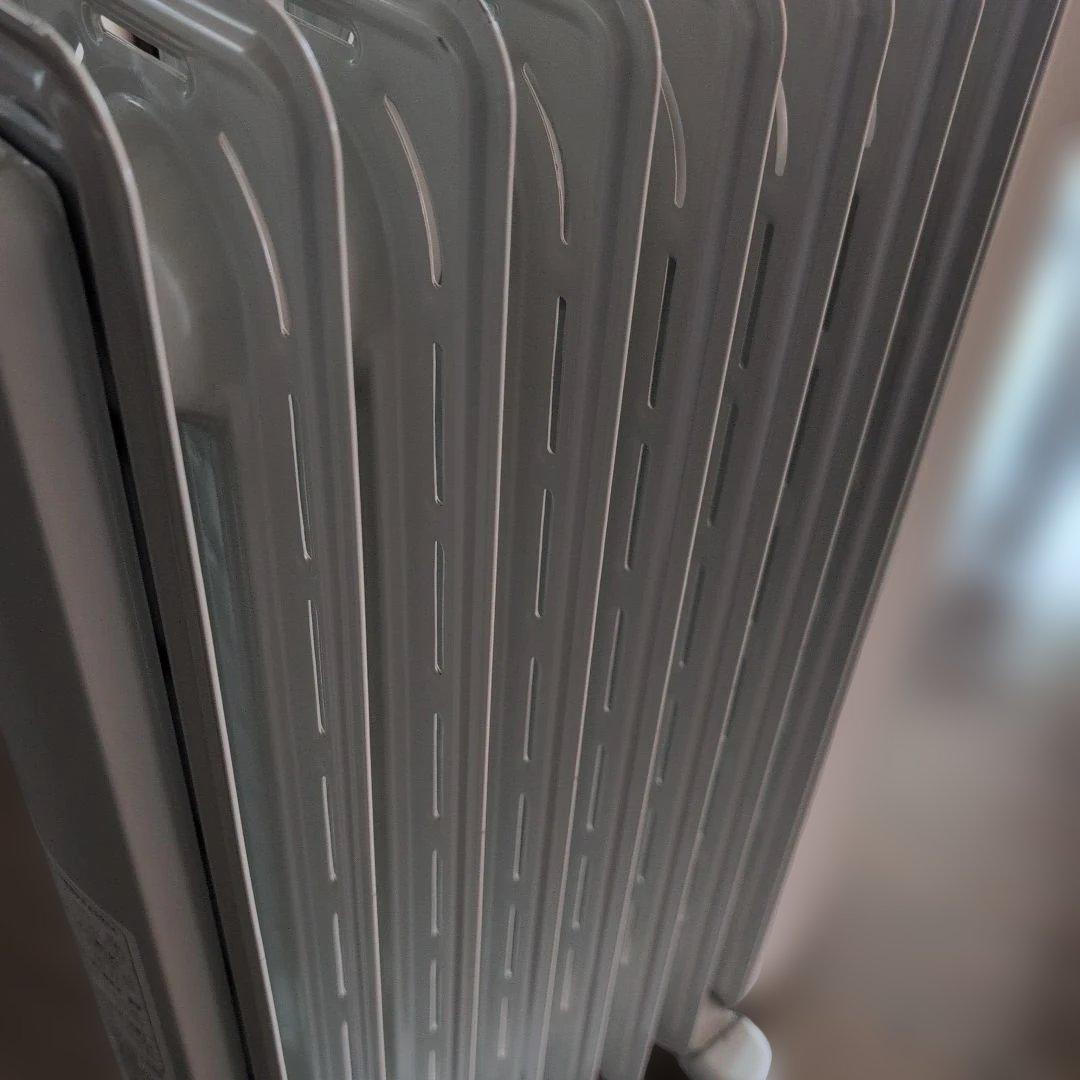 デロンギ　オイルヒーター　DeLonghi デジタルラディアント