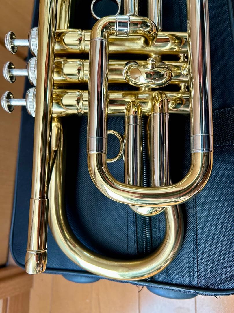 美品　コルネット　セミハードケース　マウスピース　トランペットの小型