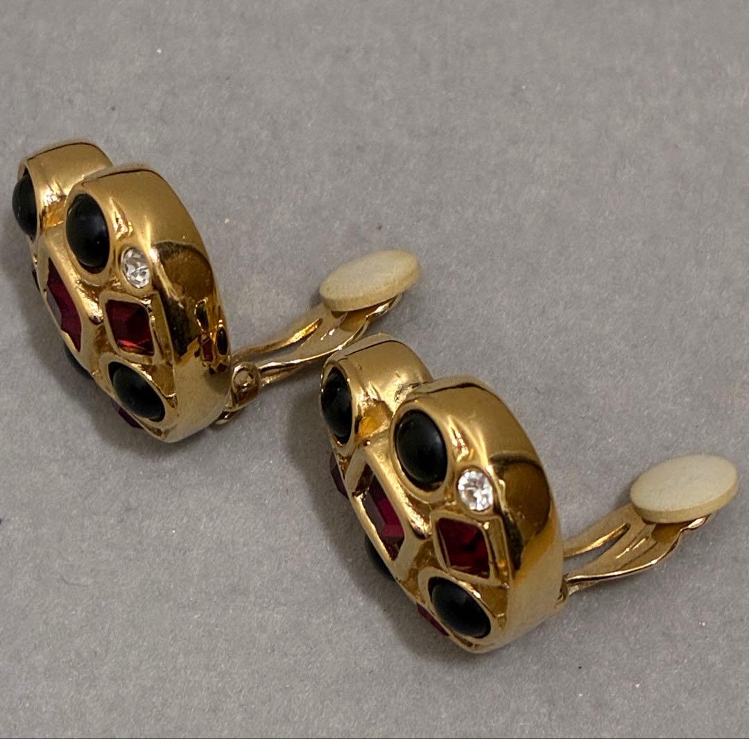 GIVENCHYジバンシー　ヴィンテージ　ハートブローチ＆イアリングセット