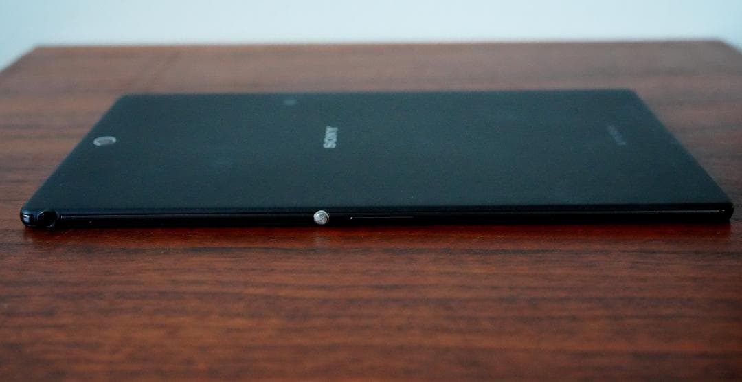 Xperia Z3 Tablet Compact　32GB Black　ソニー