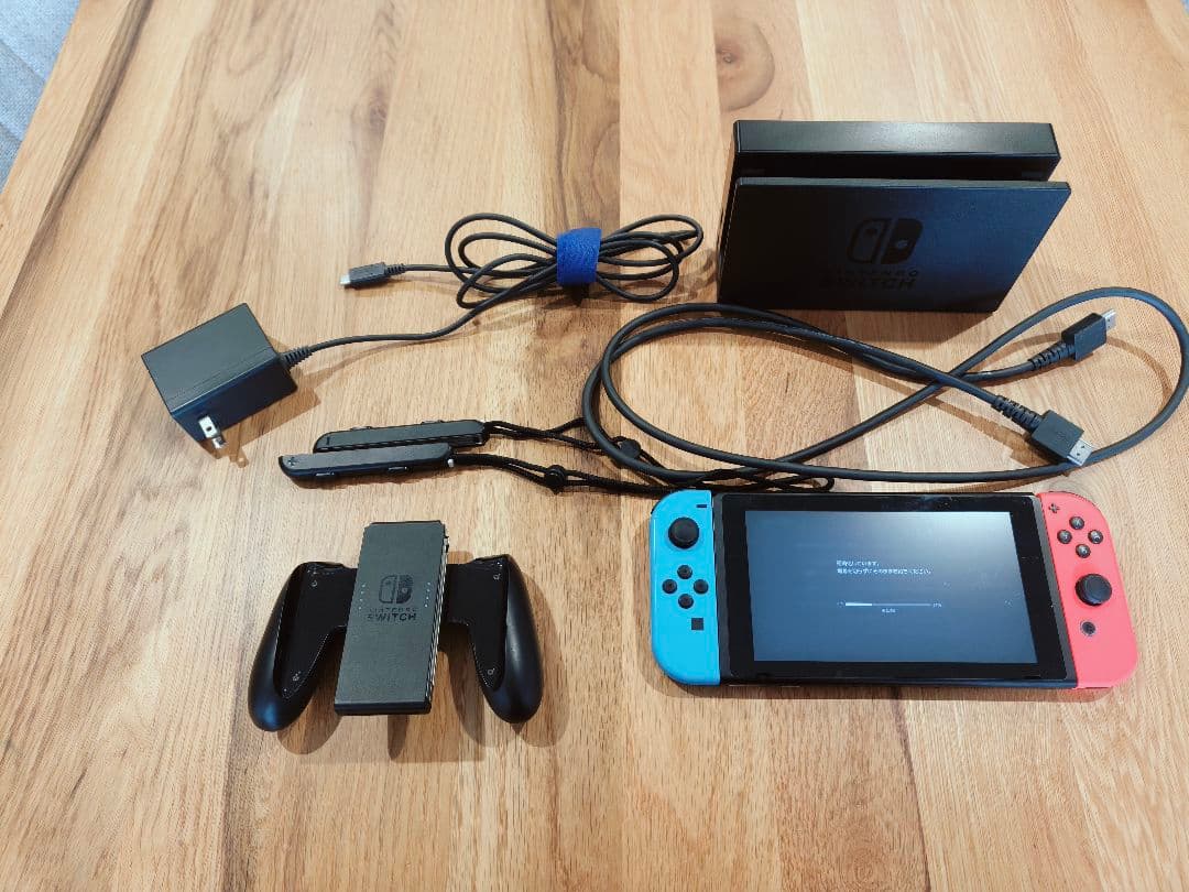 Nintendo Switch 本体 ネオンブルー・ネオンレッド 箱なし