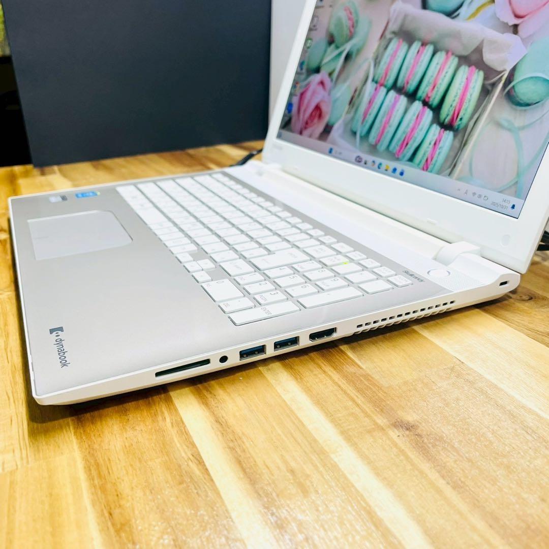 フルHD搭載✨ブルーレイ Win11 ノートパソコン SSD カメラ 8GB