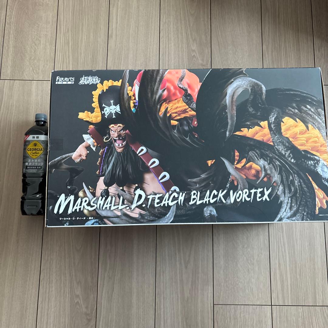 H.フィギュアーツ ONE PIECE マーシャル・D・ティーチ -闇水-