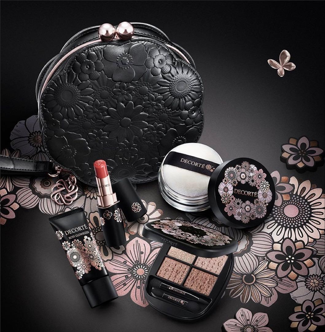 新品　未開封　コスメデコルテ　クリスマスコフレ　2025