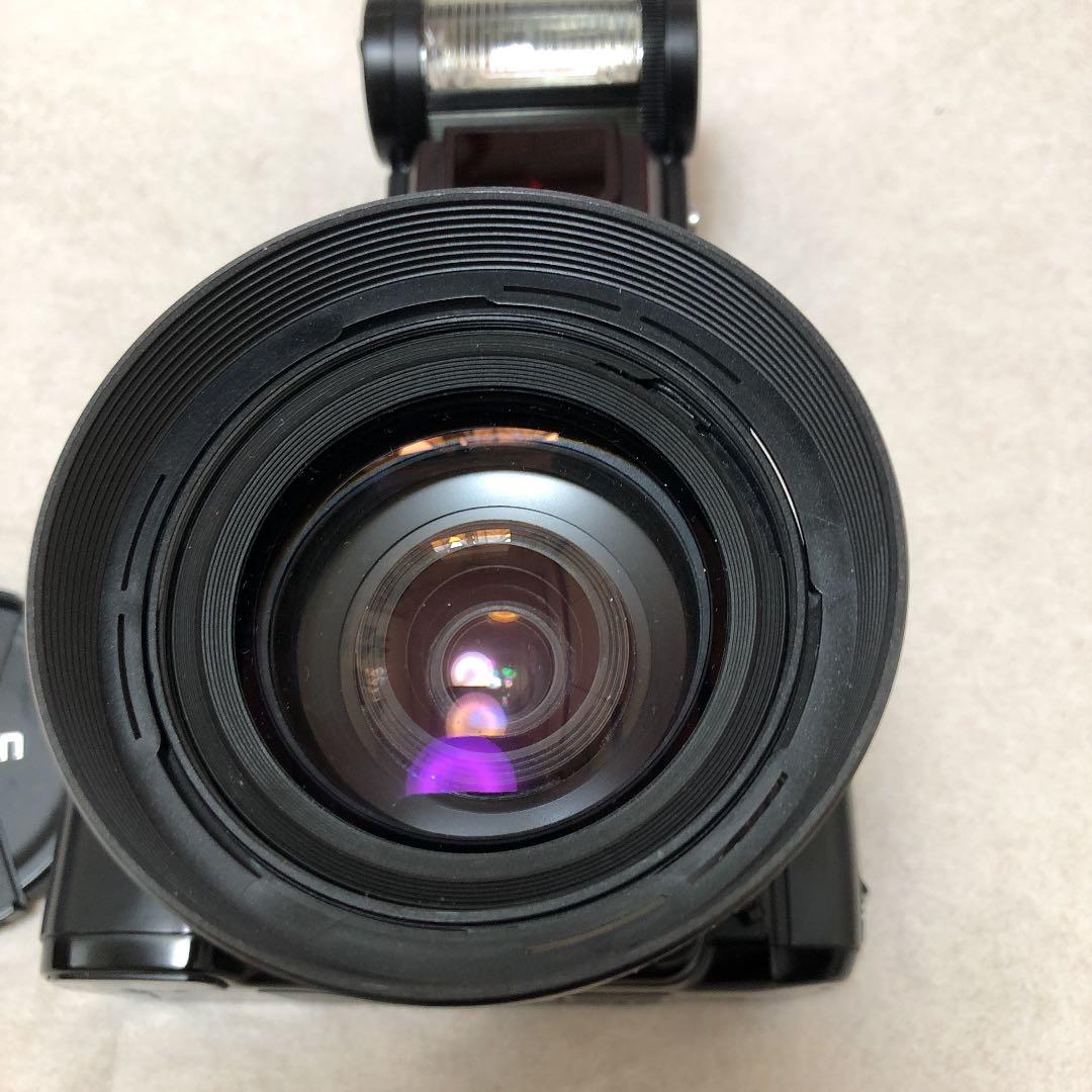 NIKON F801 タムロンズームレンズ　ストロボ付き