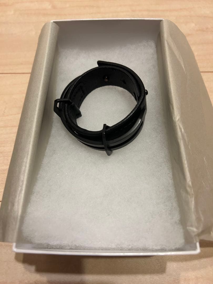 美品！！ユリウス24SSベクトルレザーブレスレット　ブラック