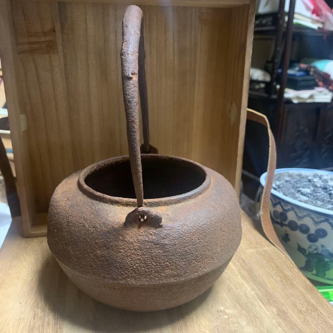 鉄瓶 水漏れあり　蓋なし
