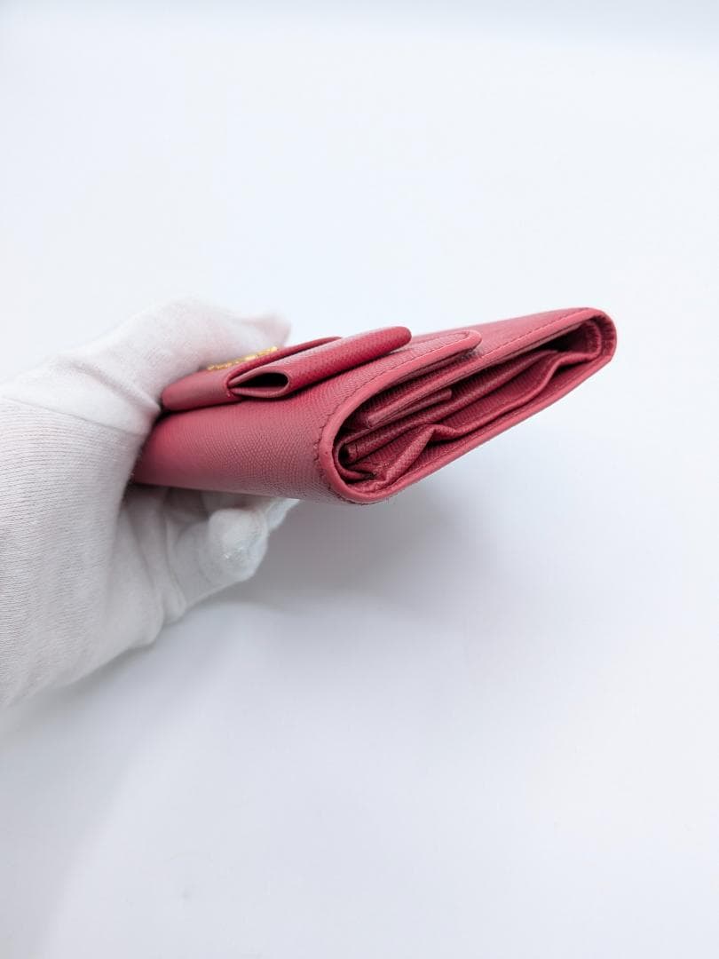 良品✨ プラダ ３つ折り財布 サフィアーノ レザー ピンク 0PG