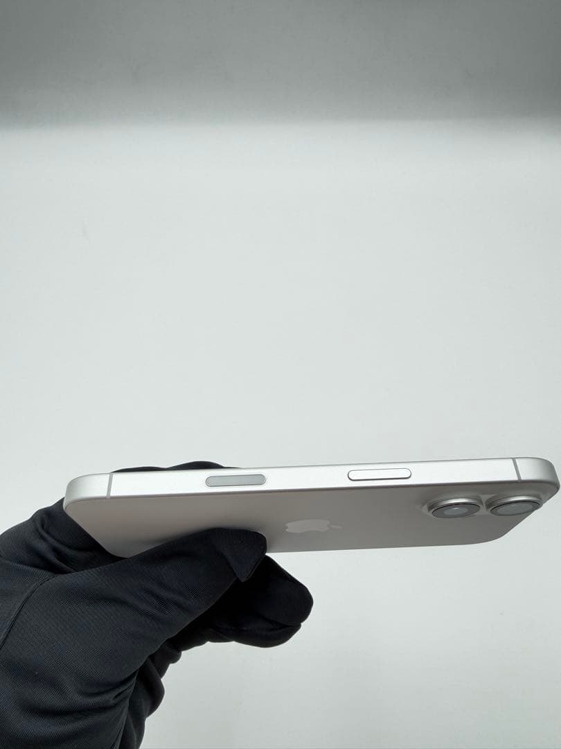 iPhone16 128GB White/ SIMフリー