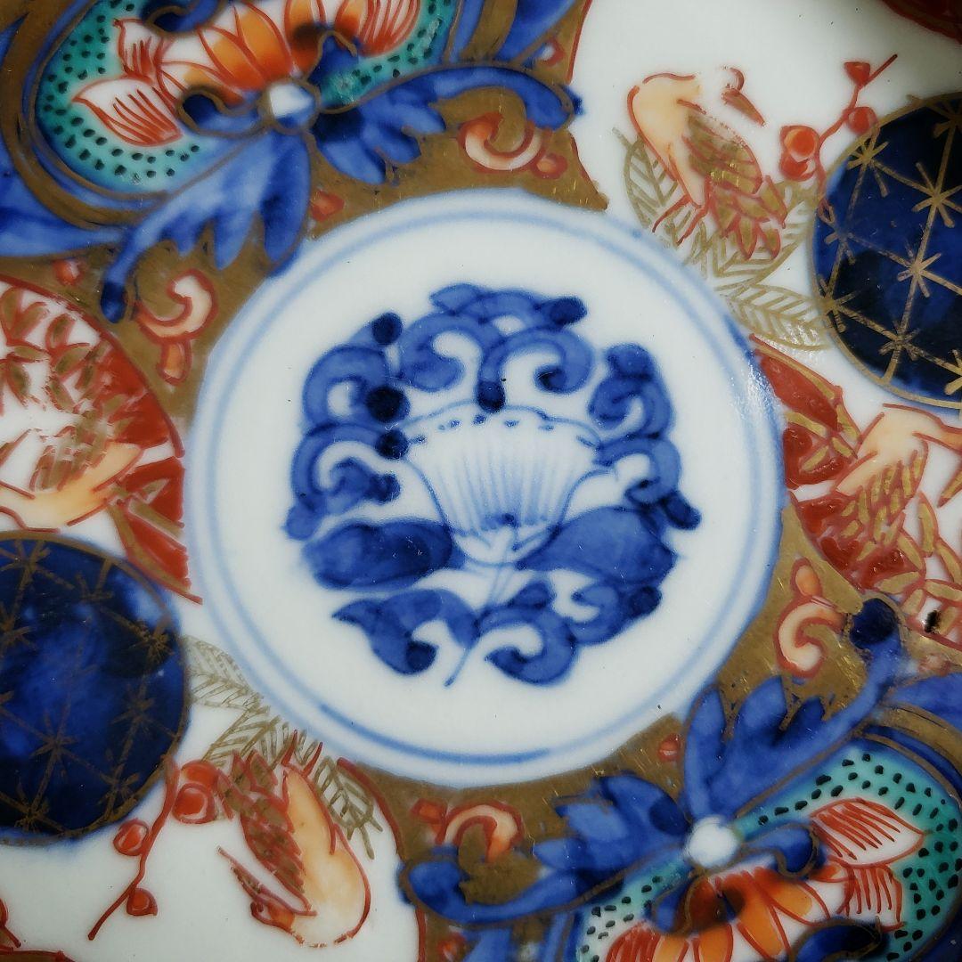 小皿　色絵付　染付　古伊万里　金彩　花唐草　鶴　四方襷文　明治　ロ号　欠け　窯傷