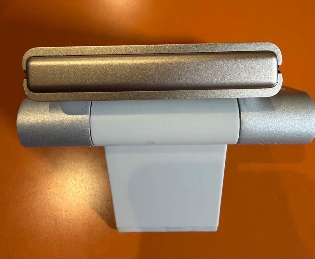 【最終週末値下】motorola razr 50d M-51E ドコモ 国内版