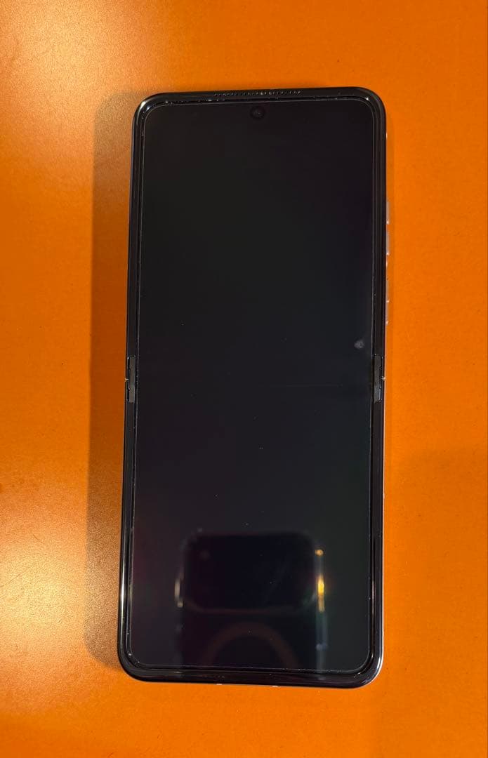 【最終週末値下】motorola razr 50d M-51E ドコモ 国内版