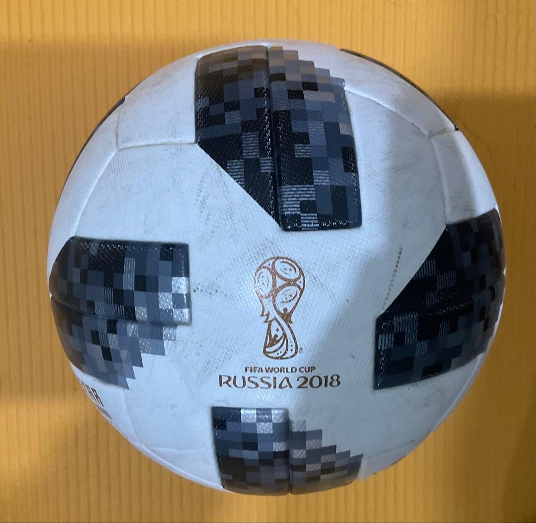 2018 ワールドカップ公式球　テルスター18