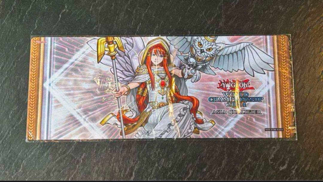 ライトロードセイントミネルバ　ハーフ　プレイマット