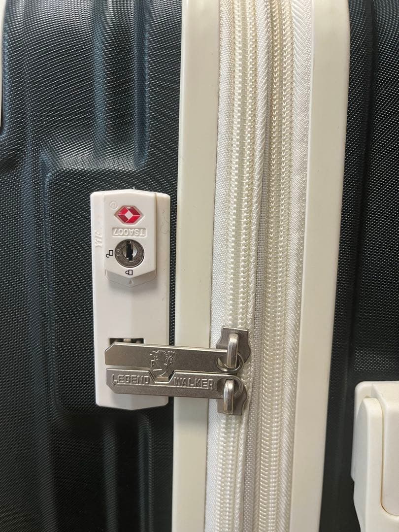 おしゃれ！拡張付き！キャリーケース！！