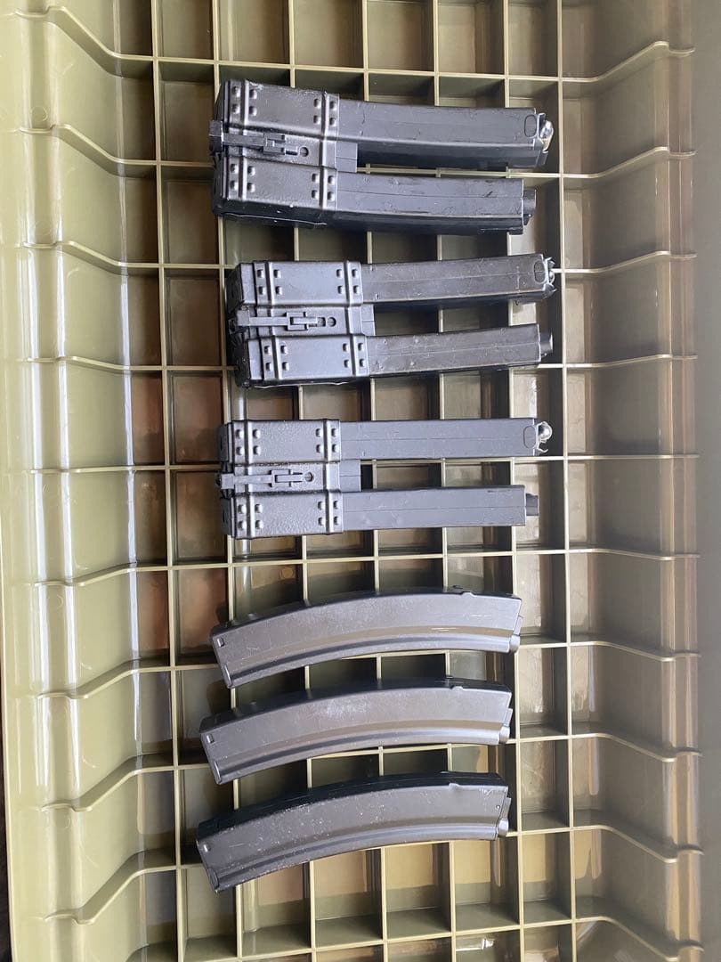 タ*カ様 東京マルイ MP5 ➕ハンドガン2丁