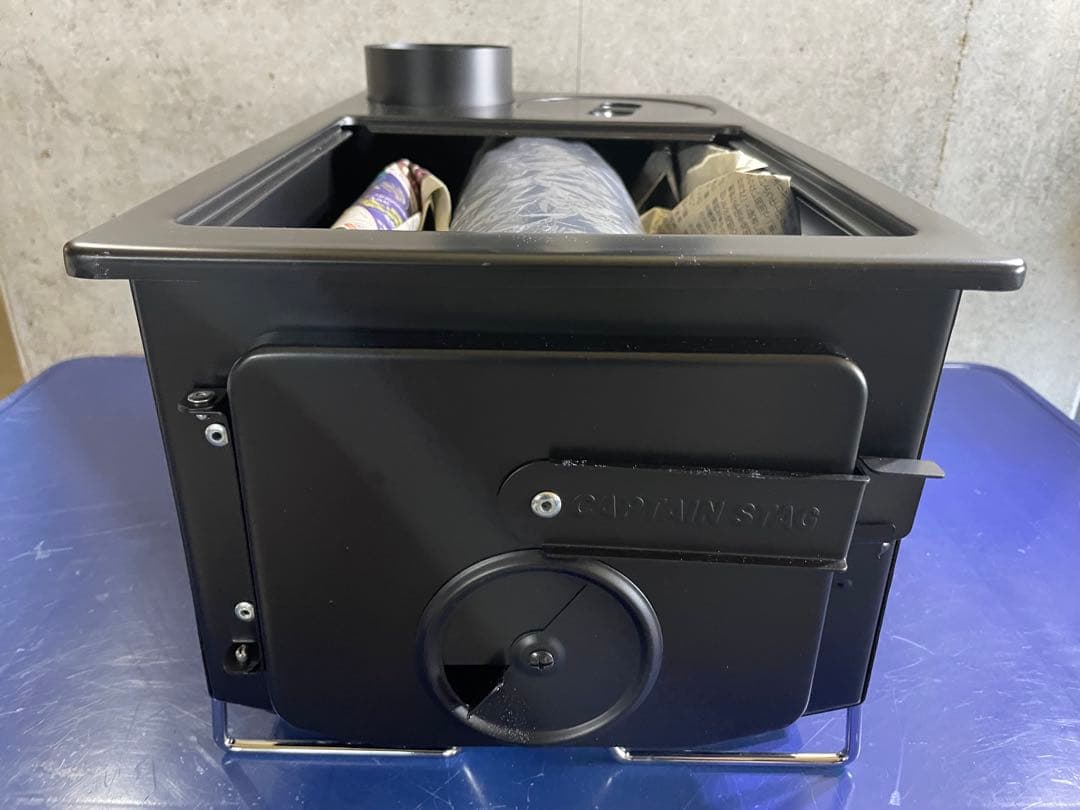 CAPTAIN STAG KaMaDo 薪ストーブ　（温度計付き）