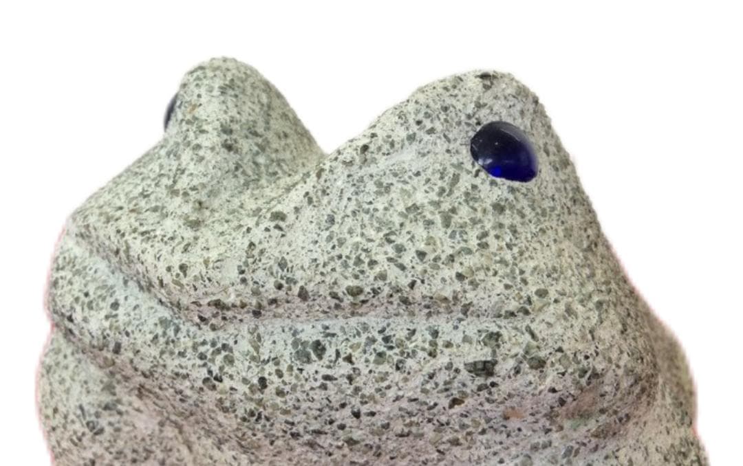 イボ蛙の石像風の置物 コンクリート製 かえる 庭石 庭園 飾り ガーデニング
