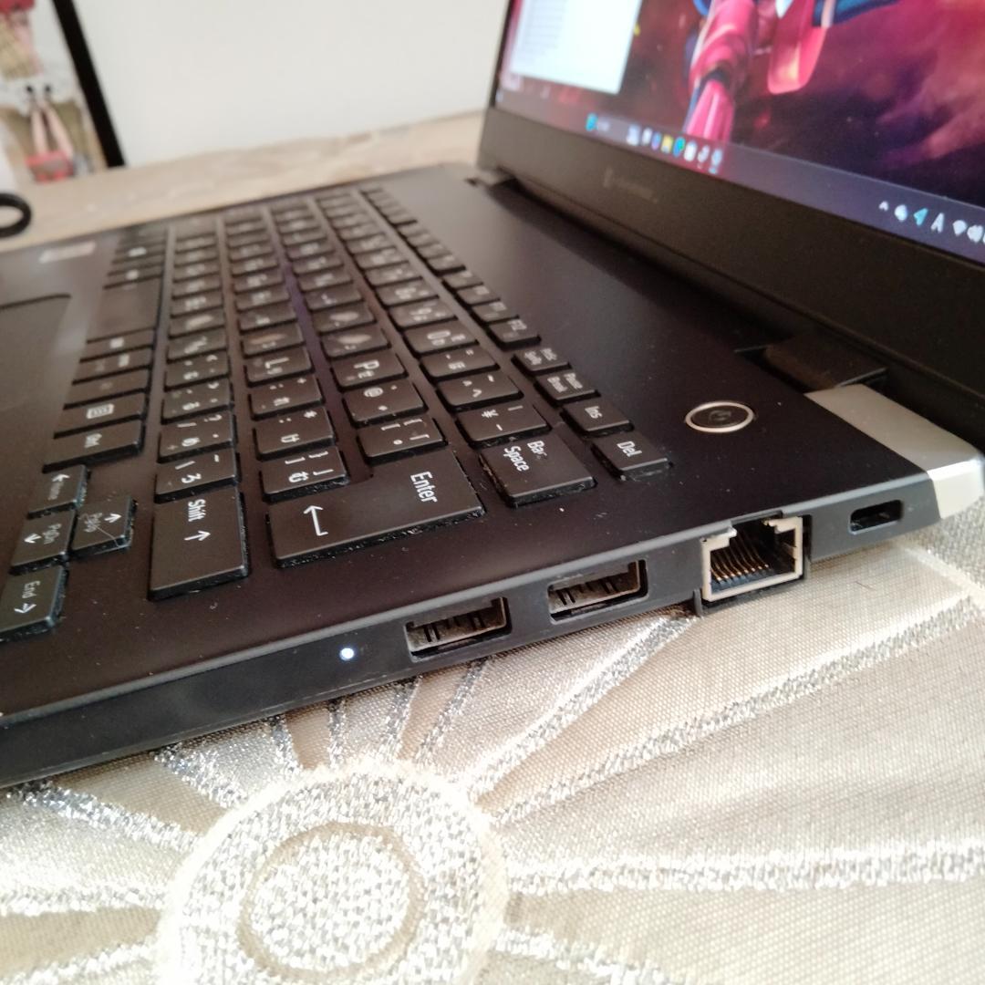 1920×1080/13インチ 東芝 10世代 i5 128G SSD