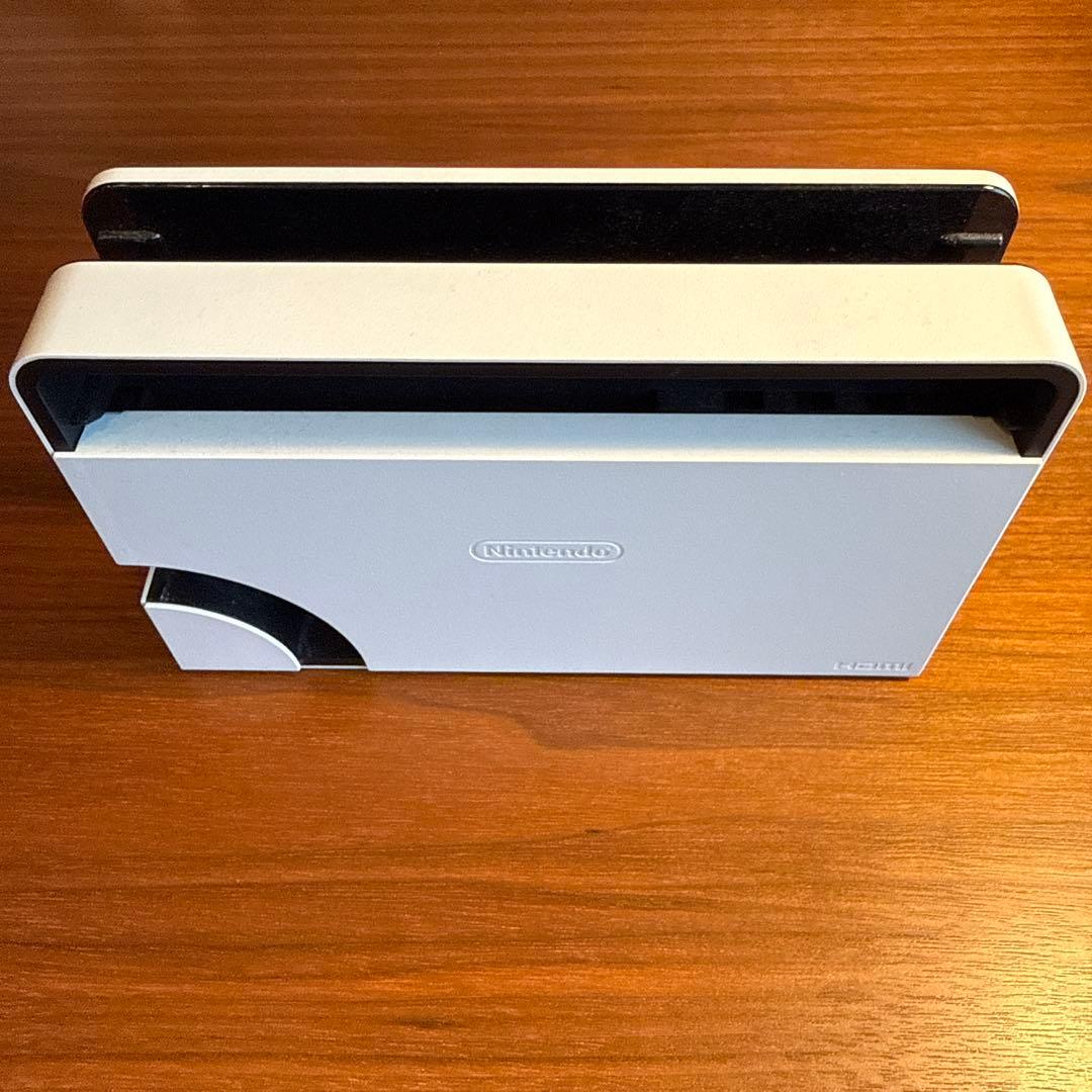 Nintendo Switch 有機ELモデル本体 ホワイト