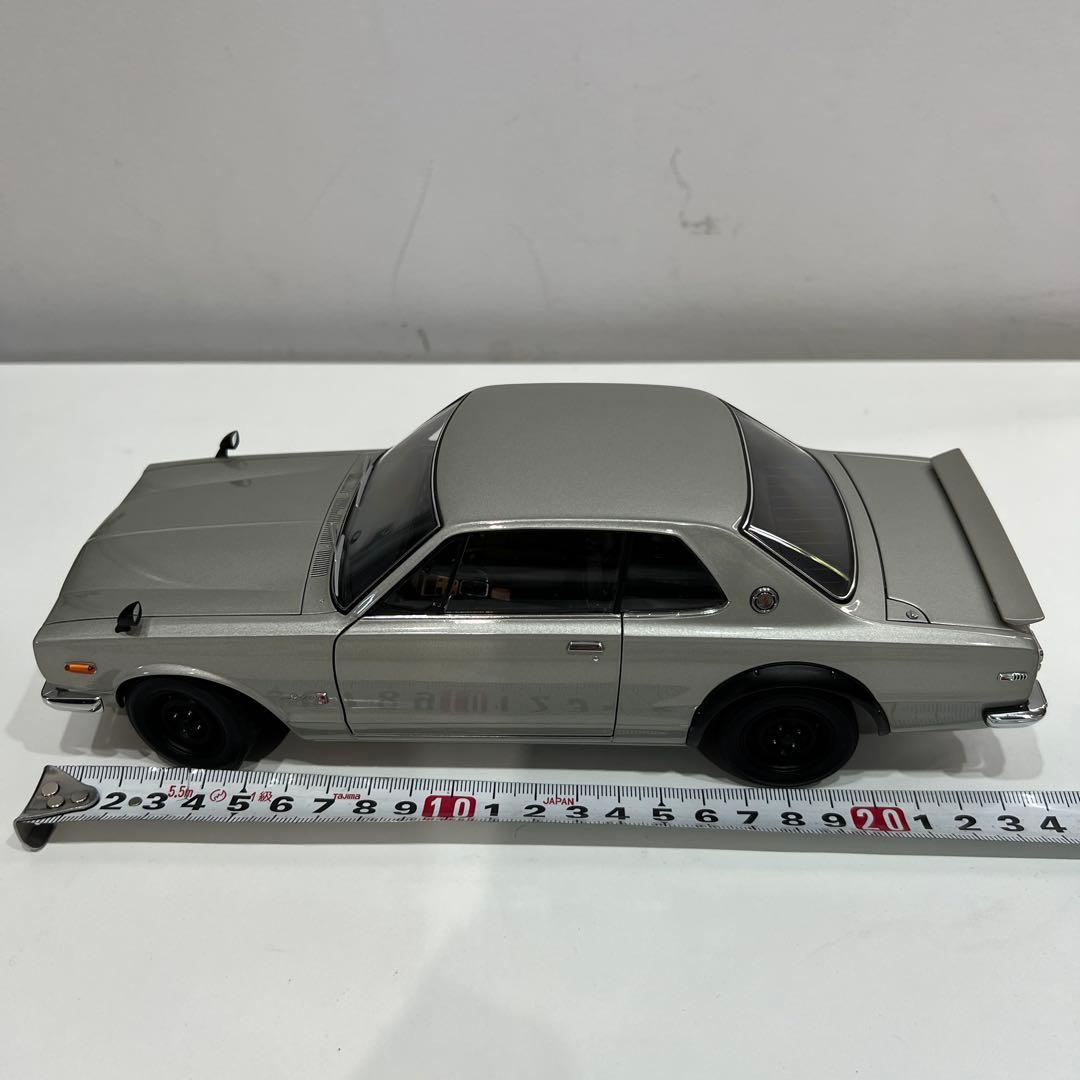 AUTOart 日産1/18 スカイライン2000 GT-R ハコスカ
