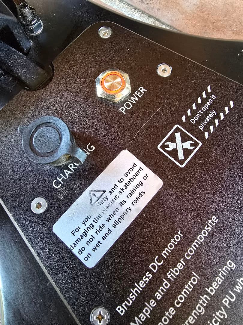 TeamGee H9 電動スケボー スケートボード　ロング 軽量薄型ハイスペック