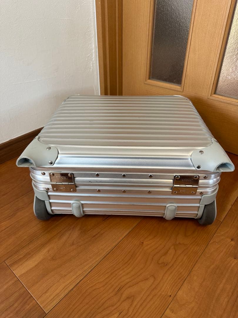 RIMOWA リモワ トパーズ ビジネストロリー 2輪 機内持込可