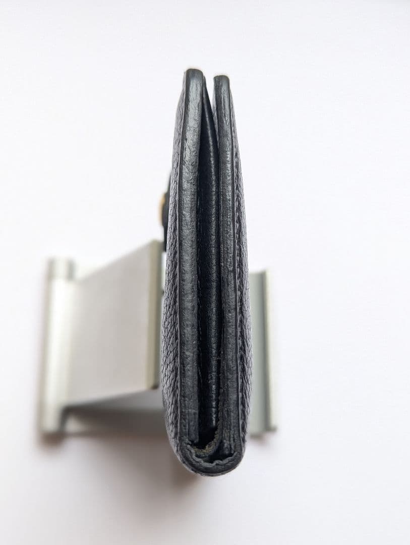 イルビゾンテ IL BISONTE 手帳型 2つ折り財布 ブラック 男女兼用