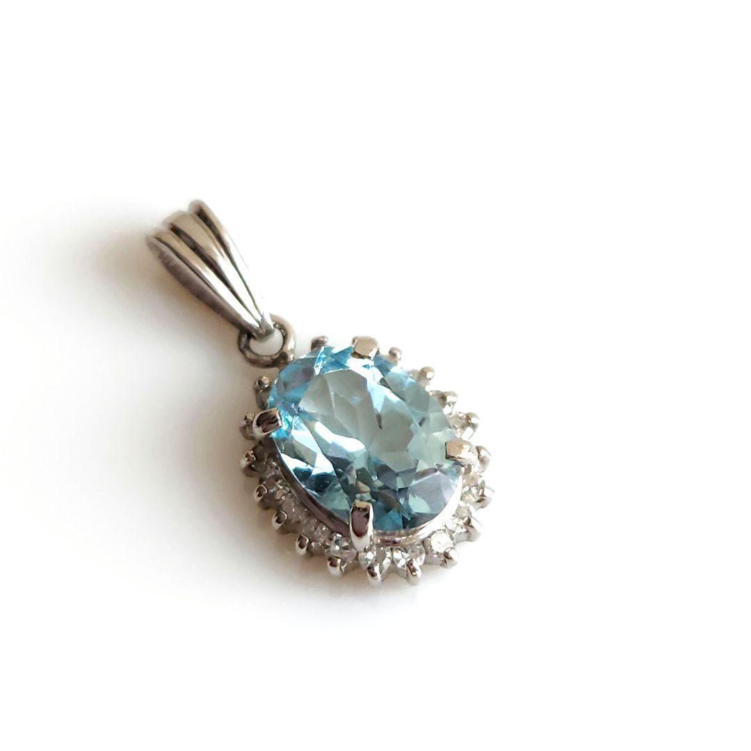 プラチナPt900 アクアマリン＋メレダイヤのペンダントトップ　刻印あり