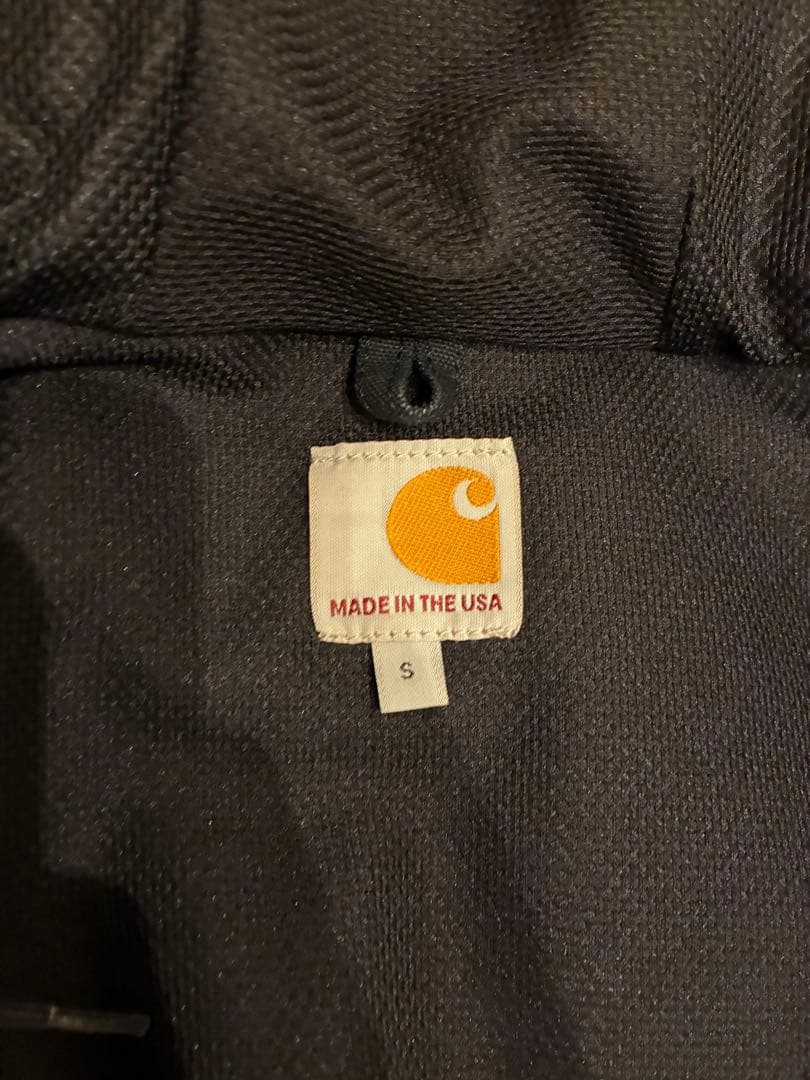 【値引き交渉可】Carhartt アクティブジャケット　Sサイズ