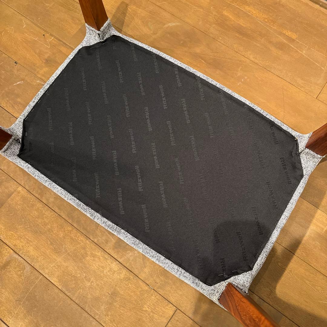 【シュナ】Ritzwell C-LINE スツール ウォルナット